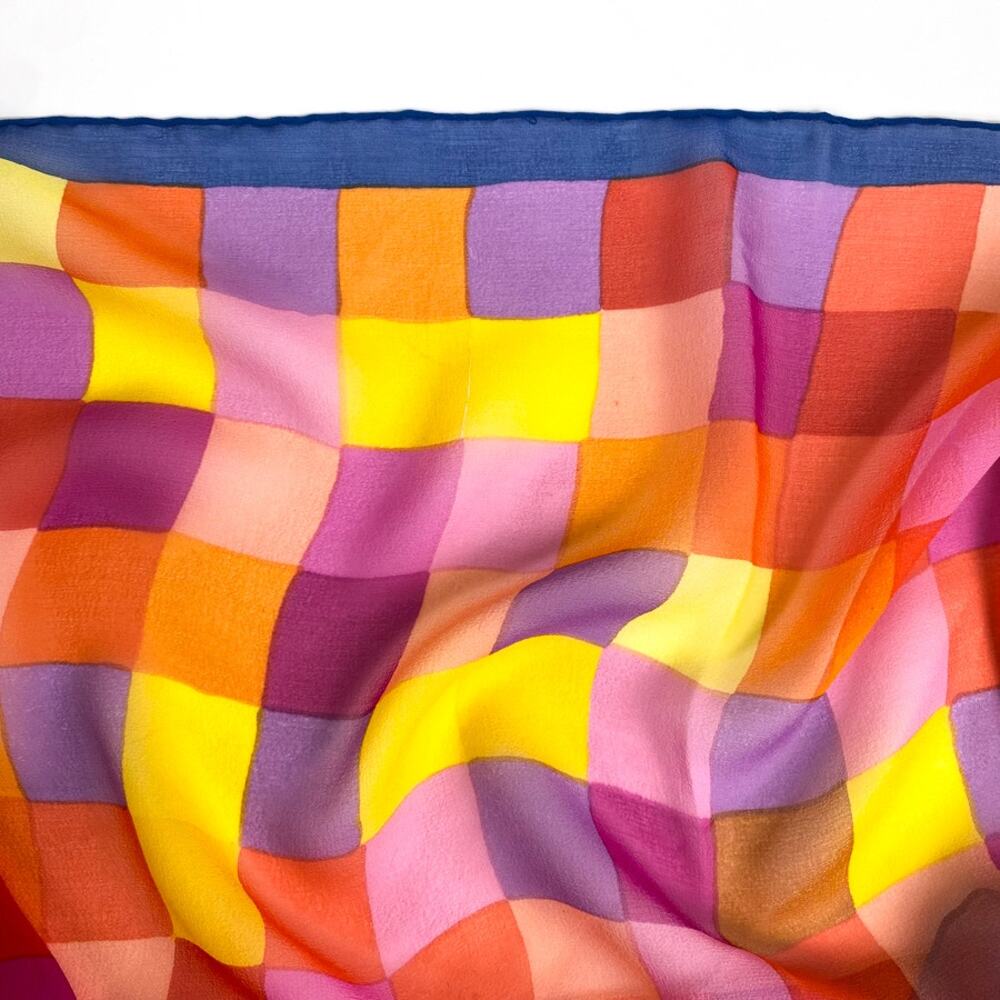 Geometric Print Rectangular Long Scarf - Picture 3 of 5